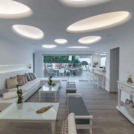 Spiros Naxos Hotel 2*